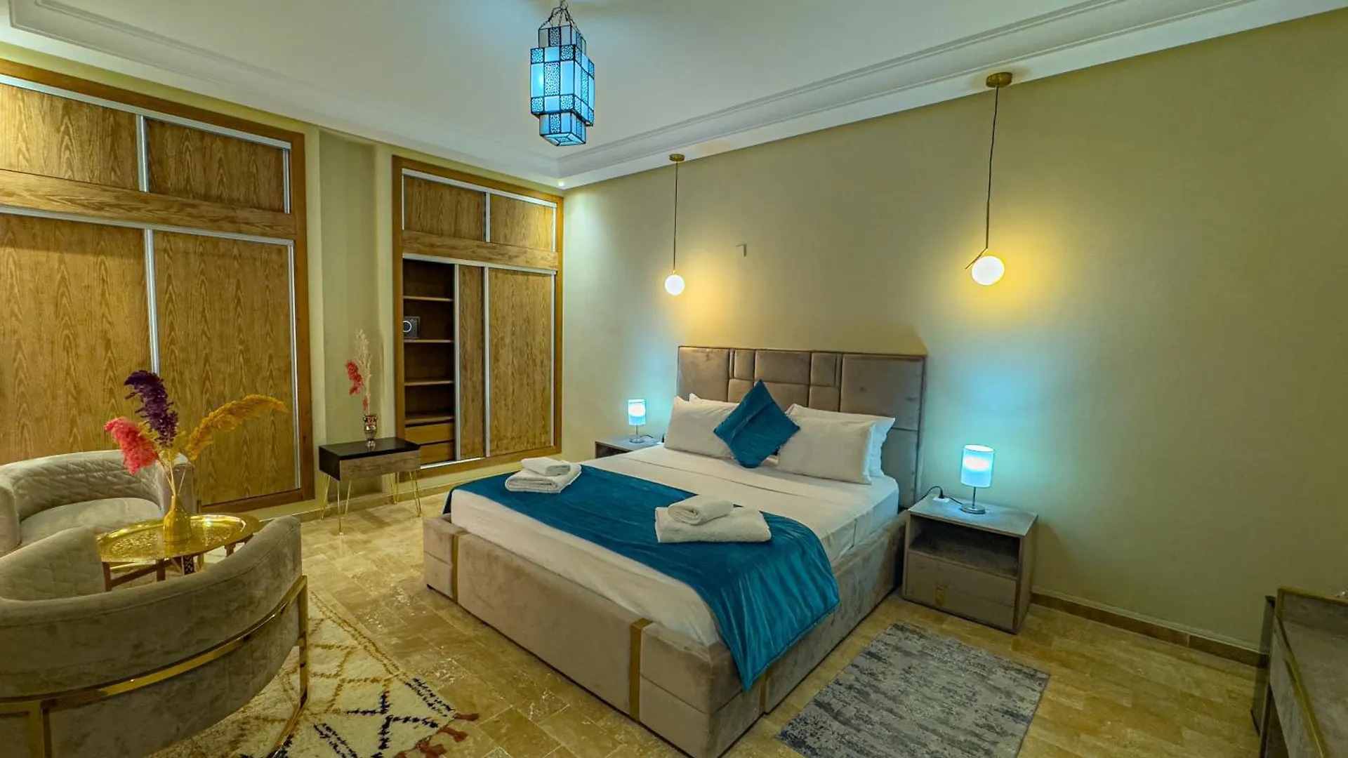 Riad Azia Μαρακές 0*,